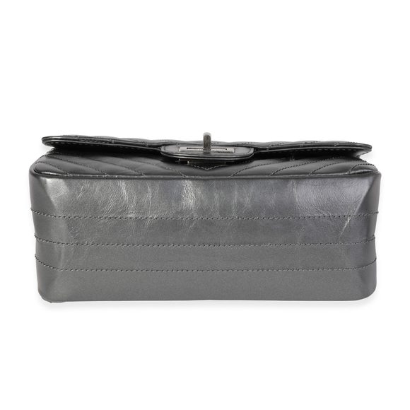 Chanel Metallic Grey Aged Calfskin Chevron Quilted 2.55 Reissue Mini Flap Bag - Picture 5 of 8